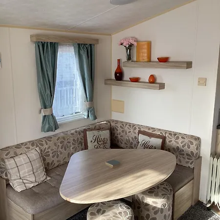 Towyn Golden Gate Rentals 153 Kinmel Bay Exterior photo