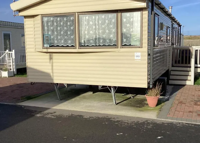Towyn Golden Gate Rentals 153